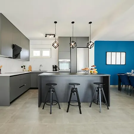 Villa Royal Blue House *