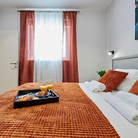 Royal Blue House Villa Kastela