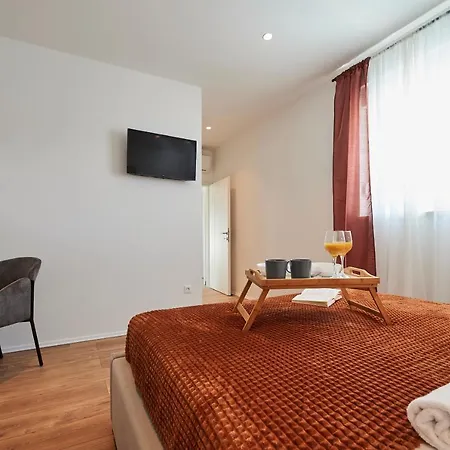 Blue Fantasy * Каштела