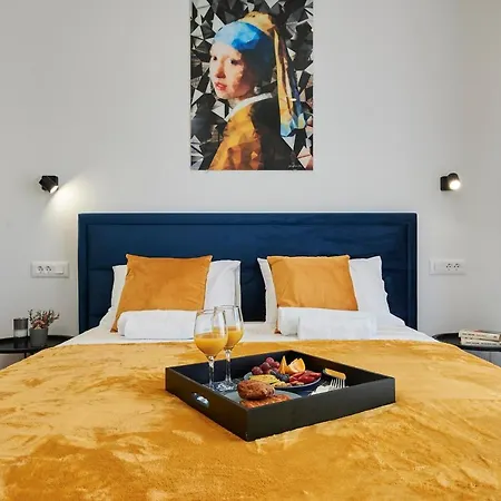 Villa Royal Blue House